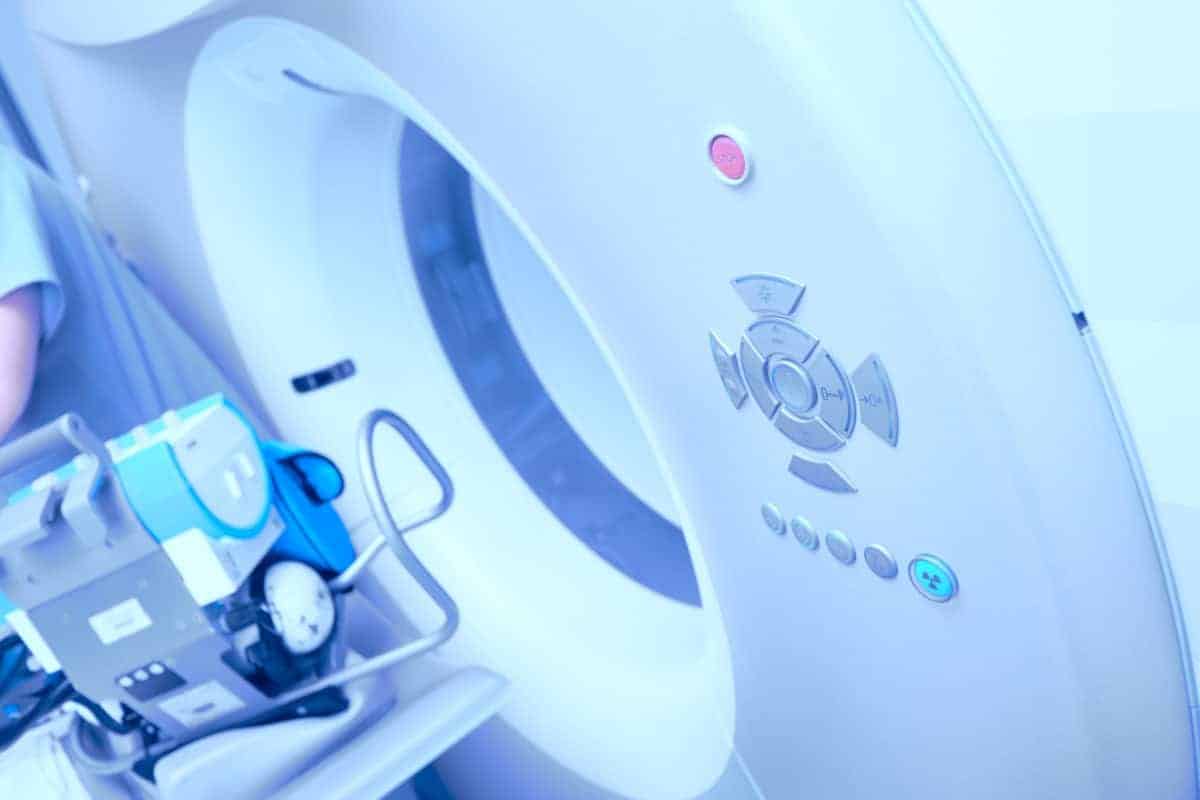 What’s the Difference Between CT, MRI, and PET Scans? AICA Orthopedics