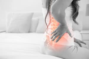 Should You See a Chiropractor or Physical Therapist for Back Pain