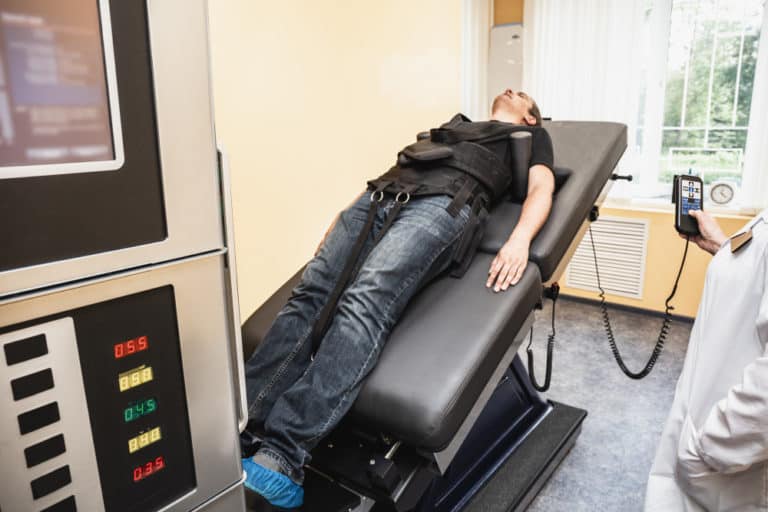 The Best Candidates For Decompression Therapy 768x512 