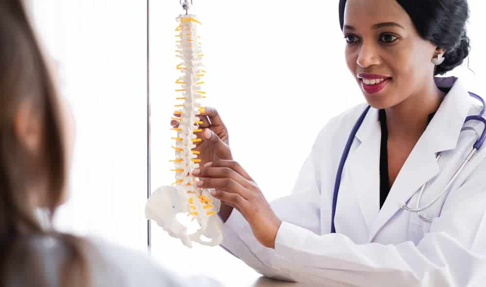 The Main Differences Between Chiropractors and Physical Therapists