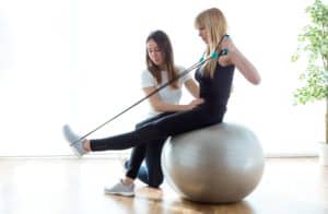 3-ways-physical-therapists-help-treat-pain