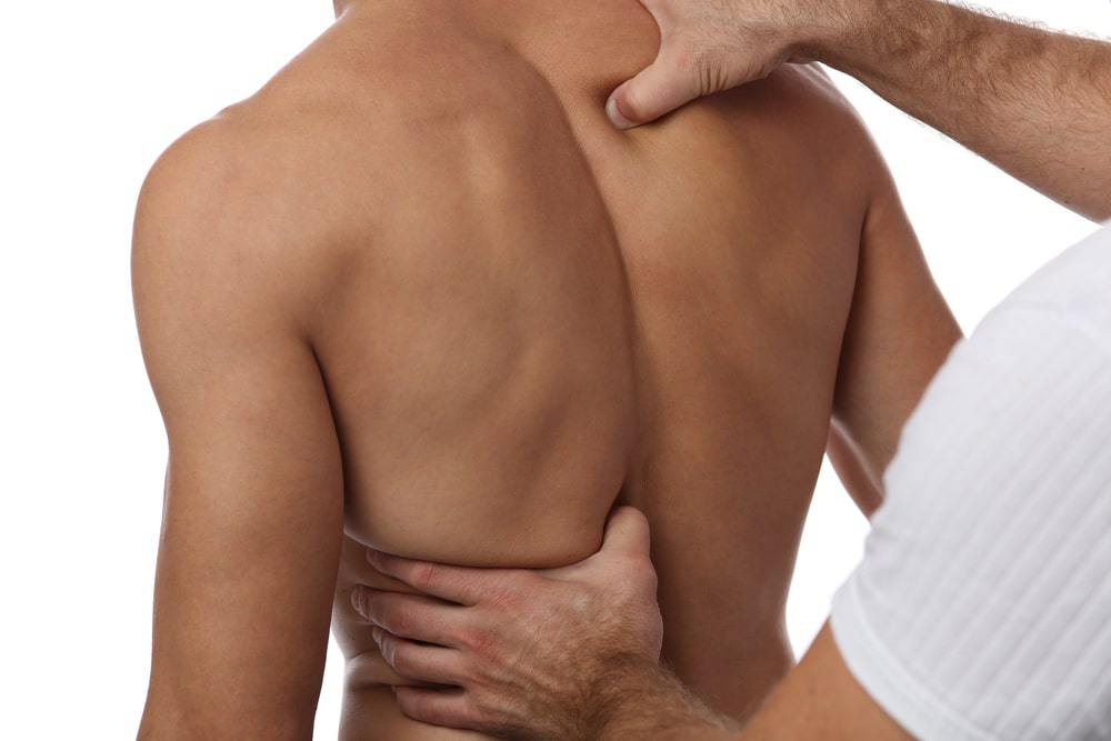 What Happens When You Crack Your Back - AICA Orthopedics