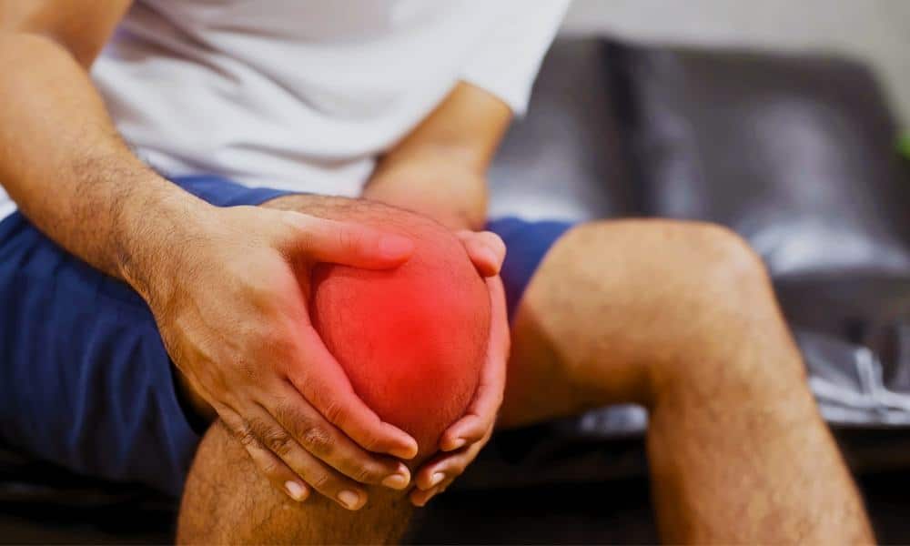 What To Do About Delayed Knee Pain After a Car Accident