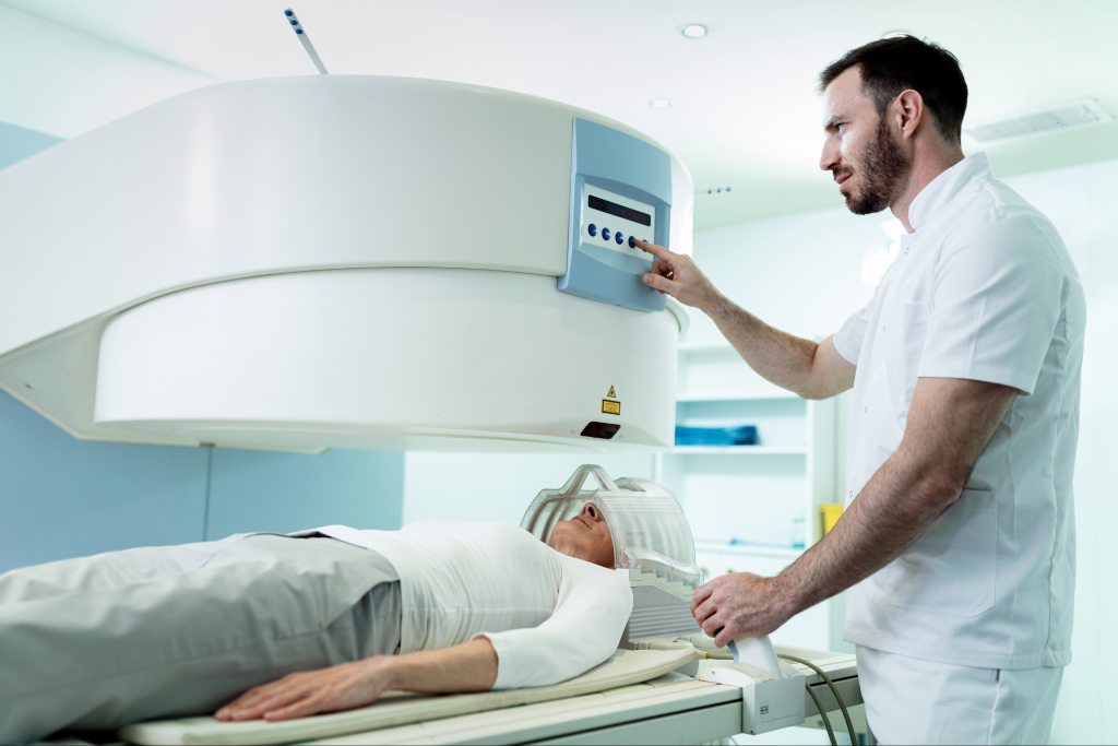 What to Expect During Your Emergency MRI at AICA Orthopedics